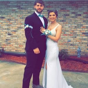 Meet your Posher, Sara